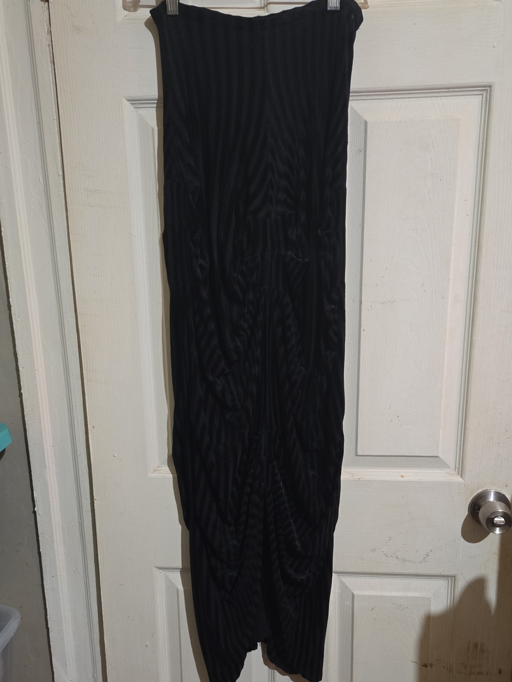 Black Ribbed Maxi Skirt